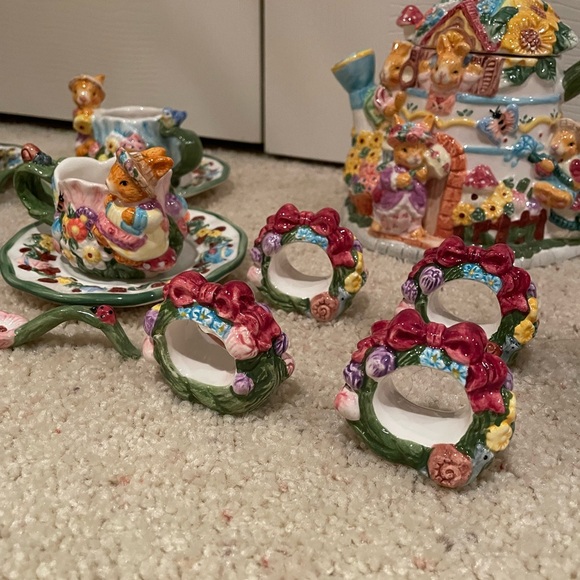 Springtime Ceramic Tea Set - Picture 4 of 11